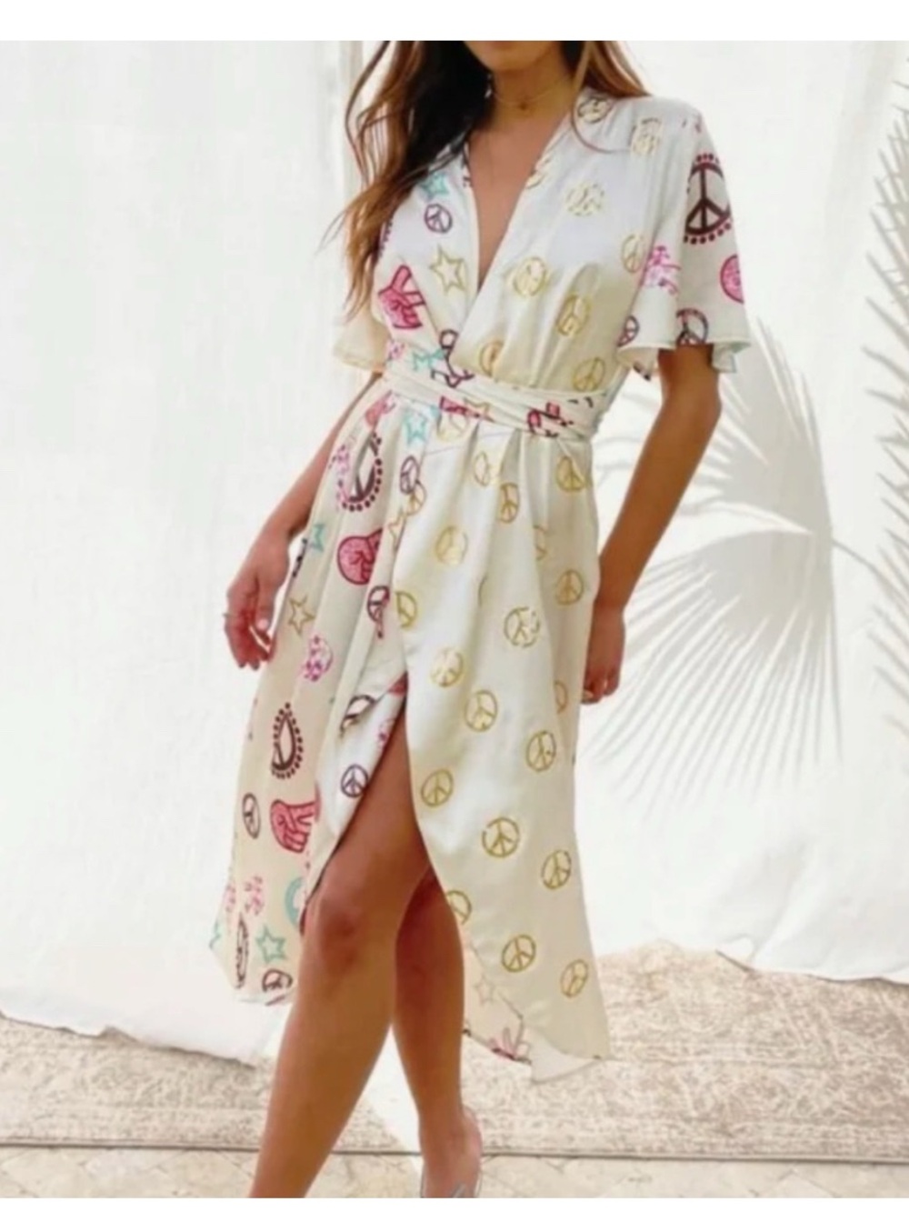 Never Fully Dressed Women's size 20 Cream Peace Love Kimono Wrap Dress